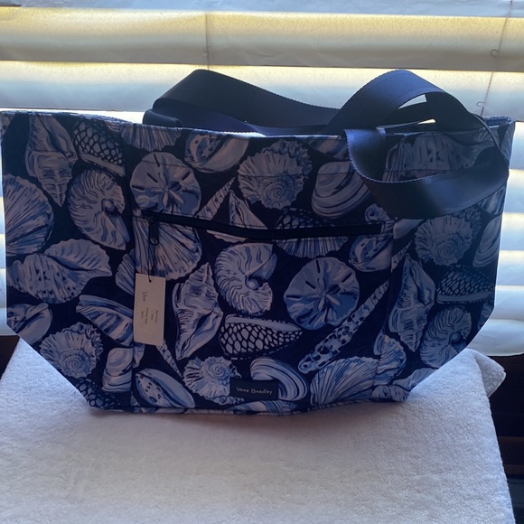 Vera Bradley Recycled Reactive Drawstring Family Tote Bag Morning Shells Blue - Picture 2 of 7